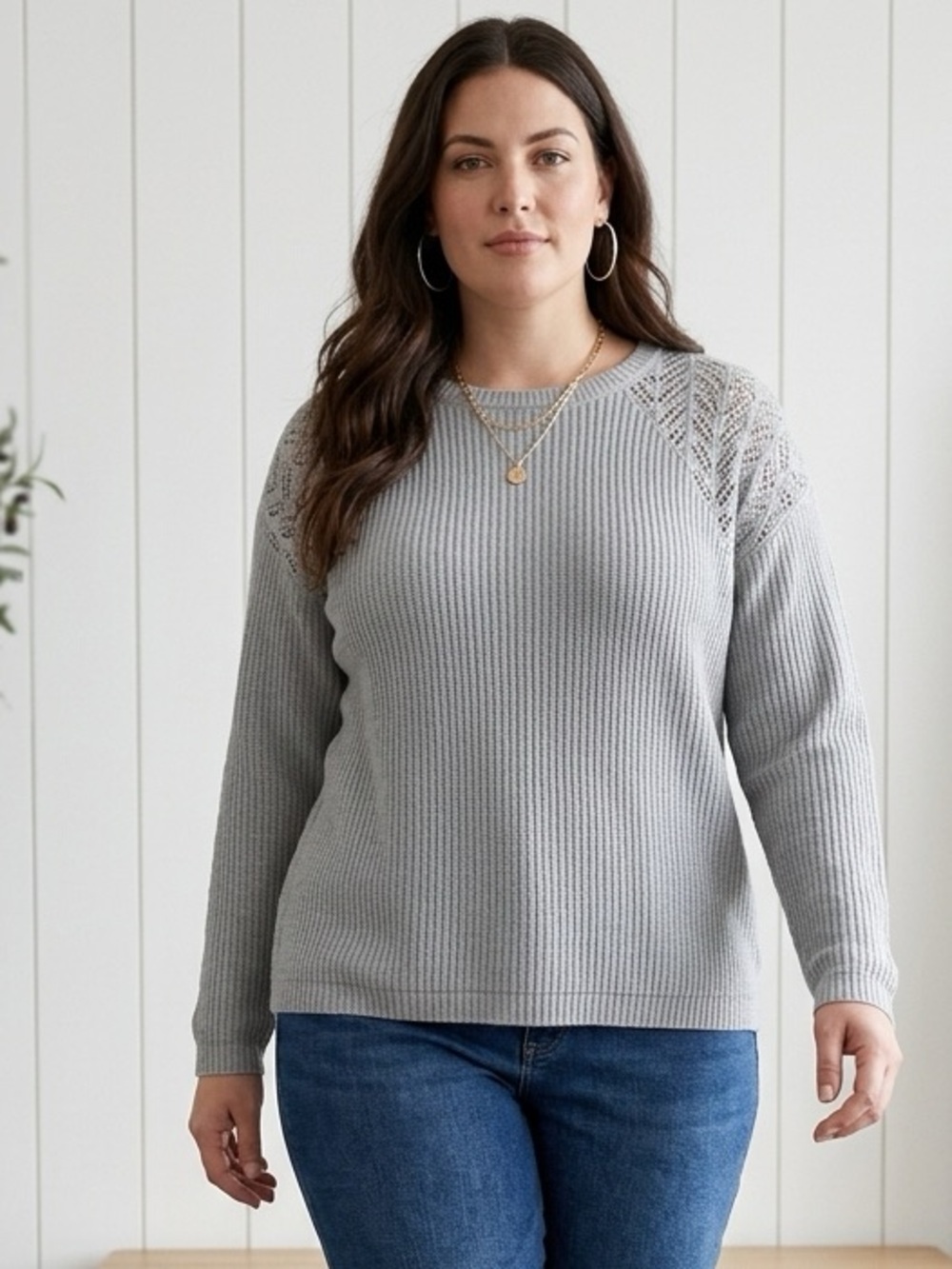 NWT St John’s Bay Women’s Gray Acrylic Crew Neck Sweater - Size 0X/XL
